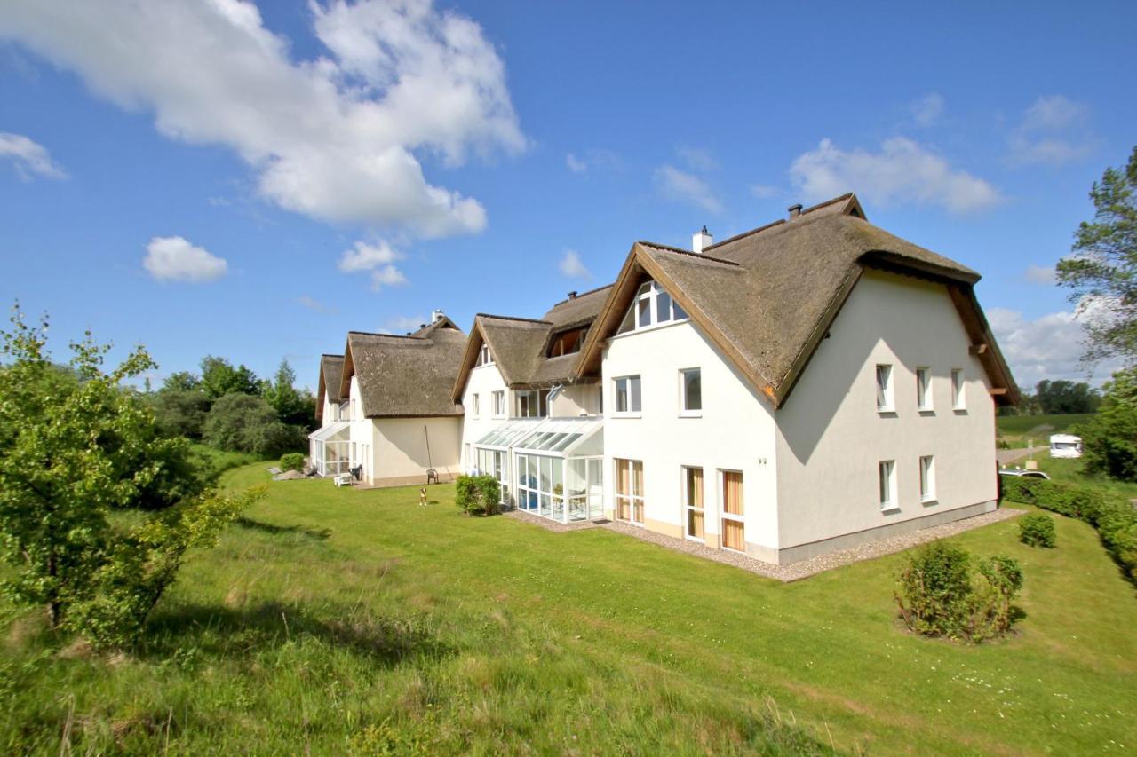 Strandnah Mit Terrasse, Gratis Nutzung Vom Ahoi Erlebnisbad Und Sauna In Sellin - Strandhaus Moenchgut Fewo06 Лоббе Екстер'єр фото